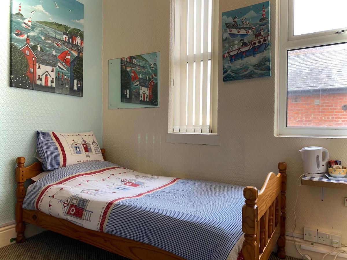 לית'ם סנט אנס Cumbria Guest House מראה חיצוני תמונה